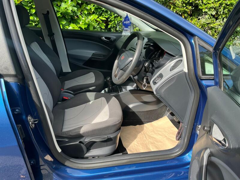 SEAT IBIZA