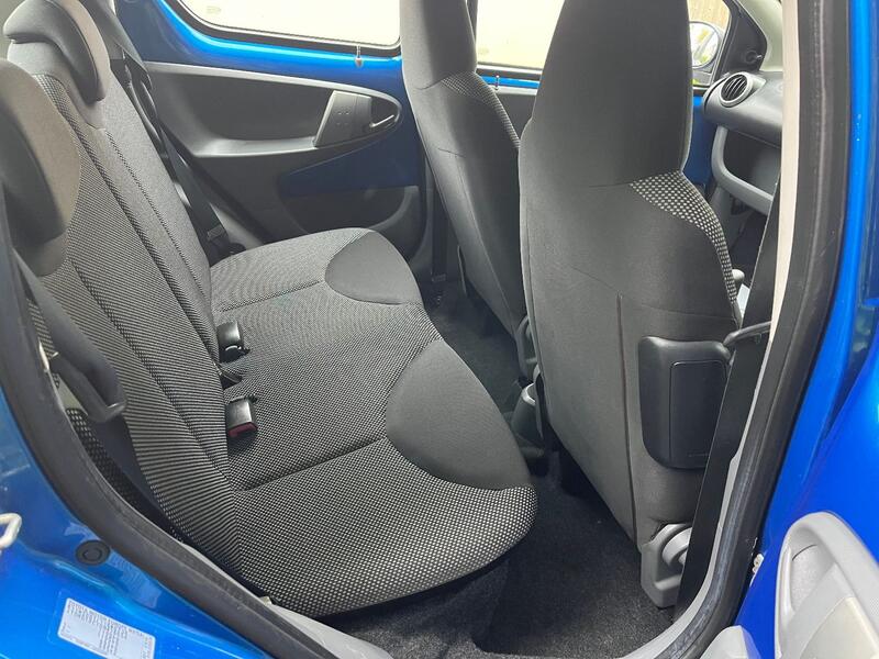 TOYOTA AYGO