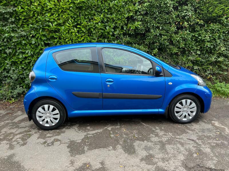 TOYOTA AYGO