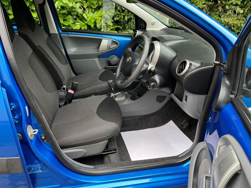 TOYOTA AYGO