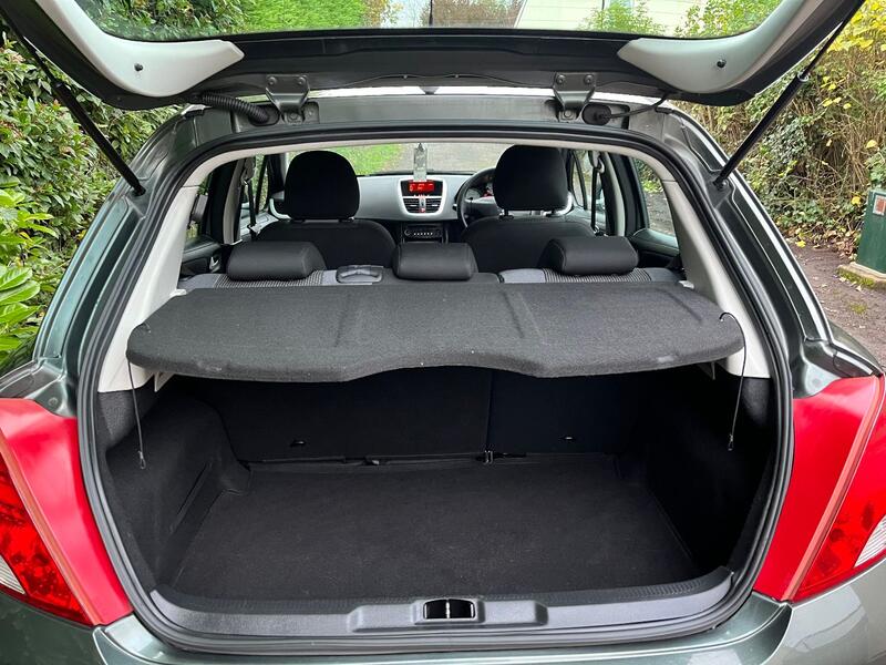 PEUGEOT 207