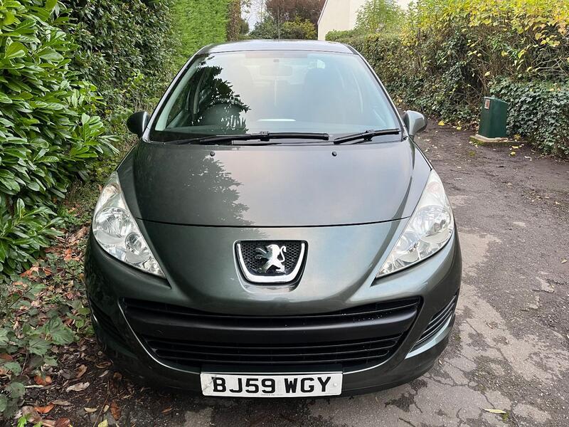 PEUGEOT 207