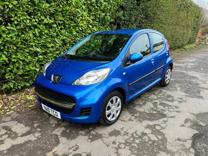 PEUGEOT 107