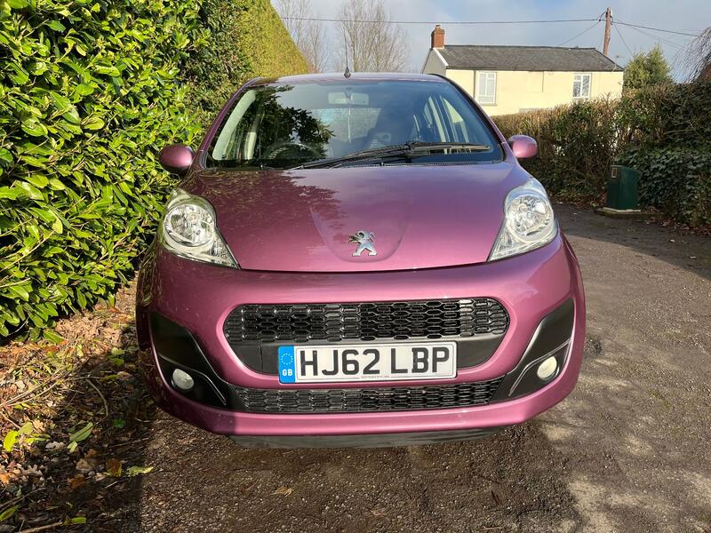 PEUGEOT 107