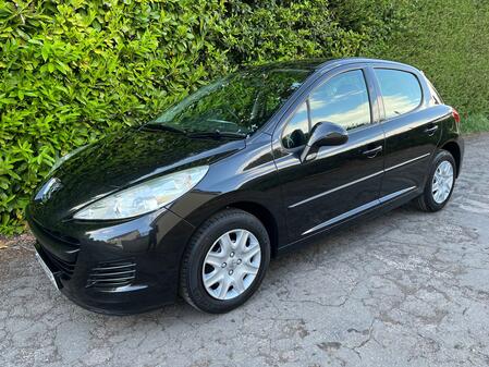 PEUGEOT 207 1.4 S