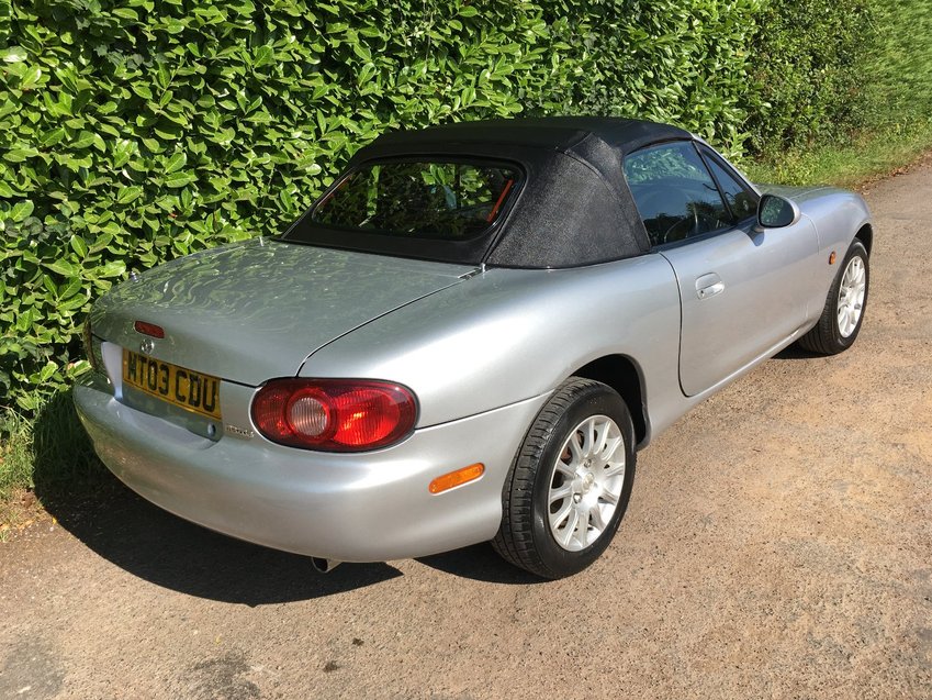 MAZDA MX-5