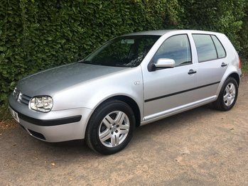 VOLKSWAGEN GOLF 1.6 MATCH 40K