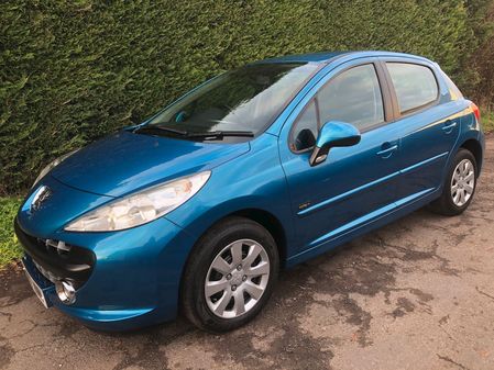 PEUGEOT 207 1.4 M-Play 35k