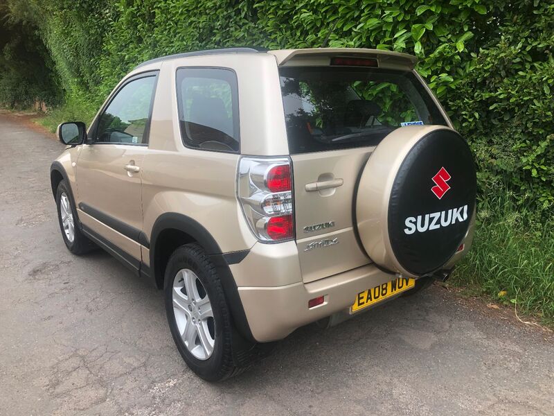 SUZUKI GRAND VITARA
