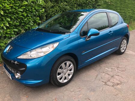 PEUGEOT 207 1.4 M-Play 19k