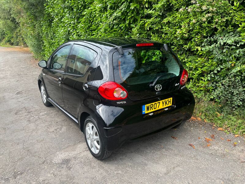TOYOTA AYGO