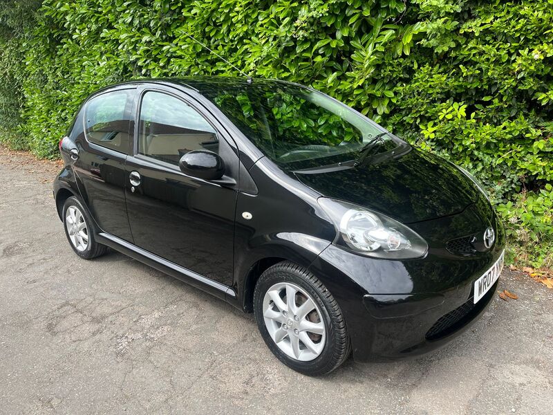 TOYOTA AYGO