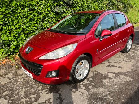 PEUGEOT 207 1.4  ENVY